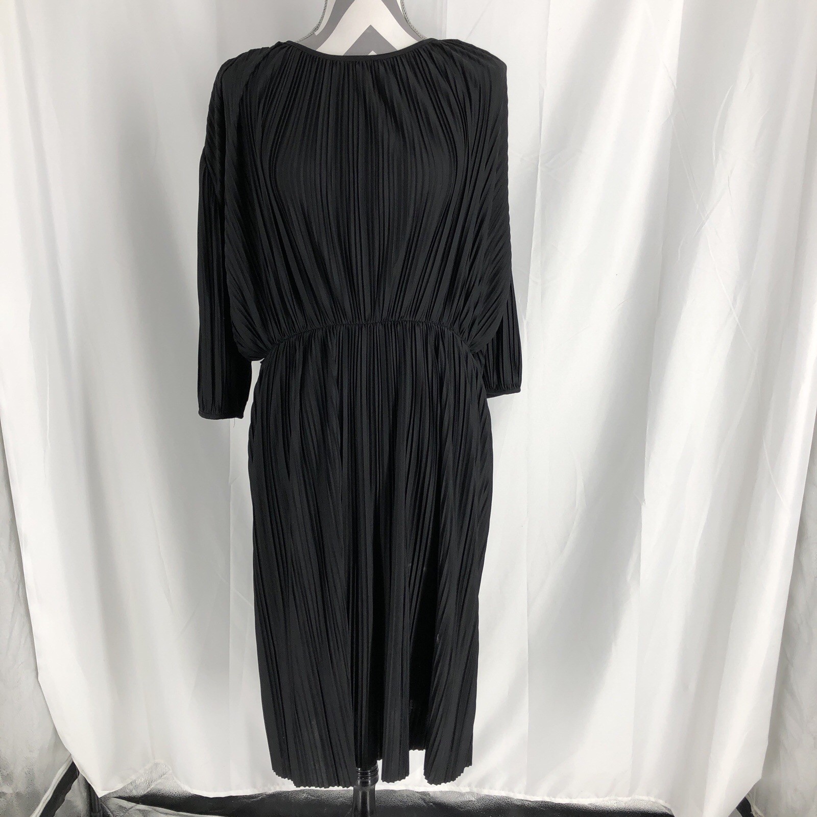 H&M Womens Pleated Shirt Dress Size M Black Midi Flowy Party Wedding Career