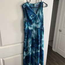 Ladies SHEIN Maxi Dress Floral Size L