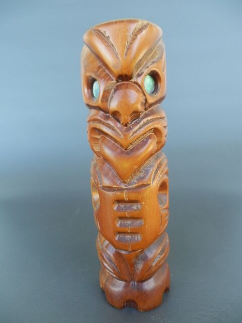 New Zealand Tiki Wood Carving - Fingers in front - 195mm high X 57 X 40mm