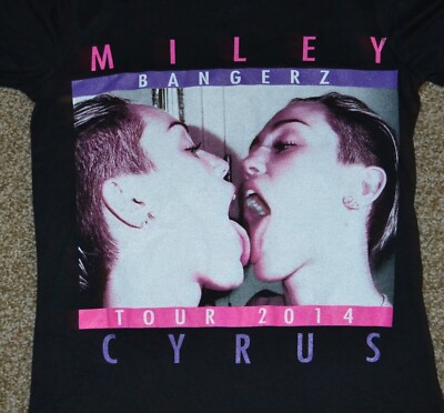 Vintage 2014 Miley Cyrus Bangerz Tour Black All size S-5XL T-Shirt HRB264