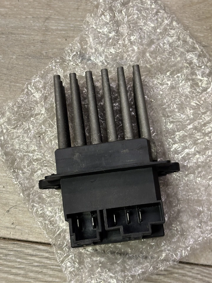 Kit de resistencia de motor soplador HVAC Dorman 973-424 para Jeep Grand Cherokee 1999-2001 Foto 4 de 4