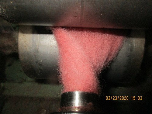 Very light Burgundy Washed Texel Wool Roving - Free Shipping - Picture 7 of 7