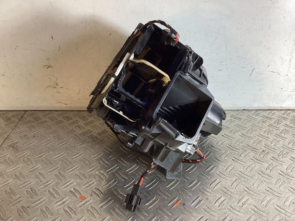 BMW 6 F06 Gran Coupé 2014 Calentador Soplador Ventilador Motor 64119248170 Diesel 230kW - Imagen 4 de 4