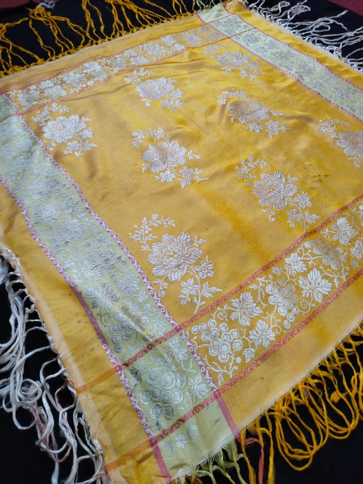 复古编织锦缎披肩 - 钢琴条纹包裹,泰姬陵类型 — 第 2/4 张图片