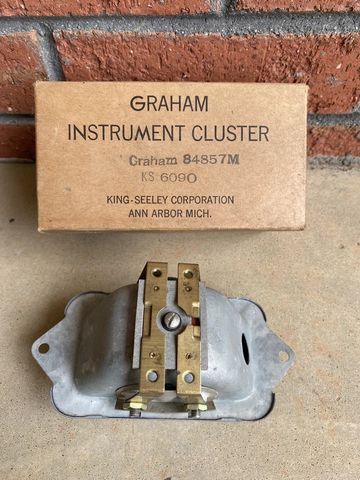 Medidores de sobrealimentador Graham Cavalier 1937 - 6 V - Combustible de presión de aceite - Original raro Foto 3 de 4