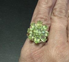 Sterling Silver Faceted Peridot Flower Ring Sz 6.50 EB540