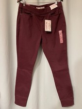 Signature by Levi Strauss  Co. Gold Label Women's Size Totally Shaping