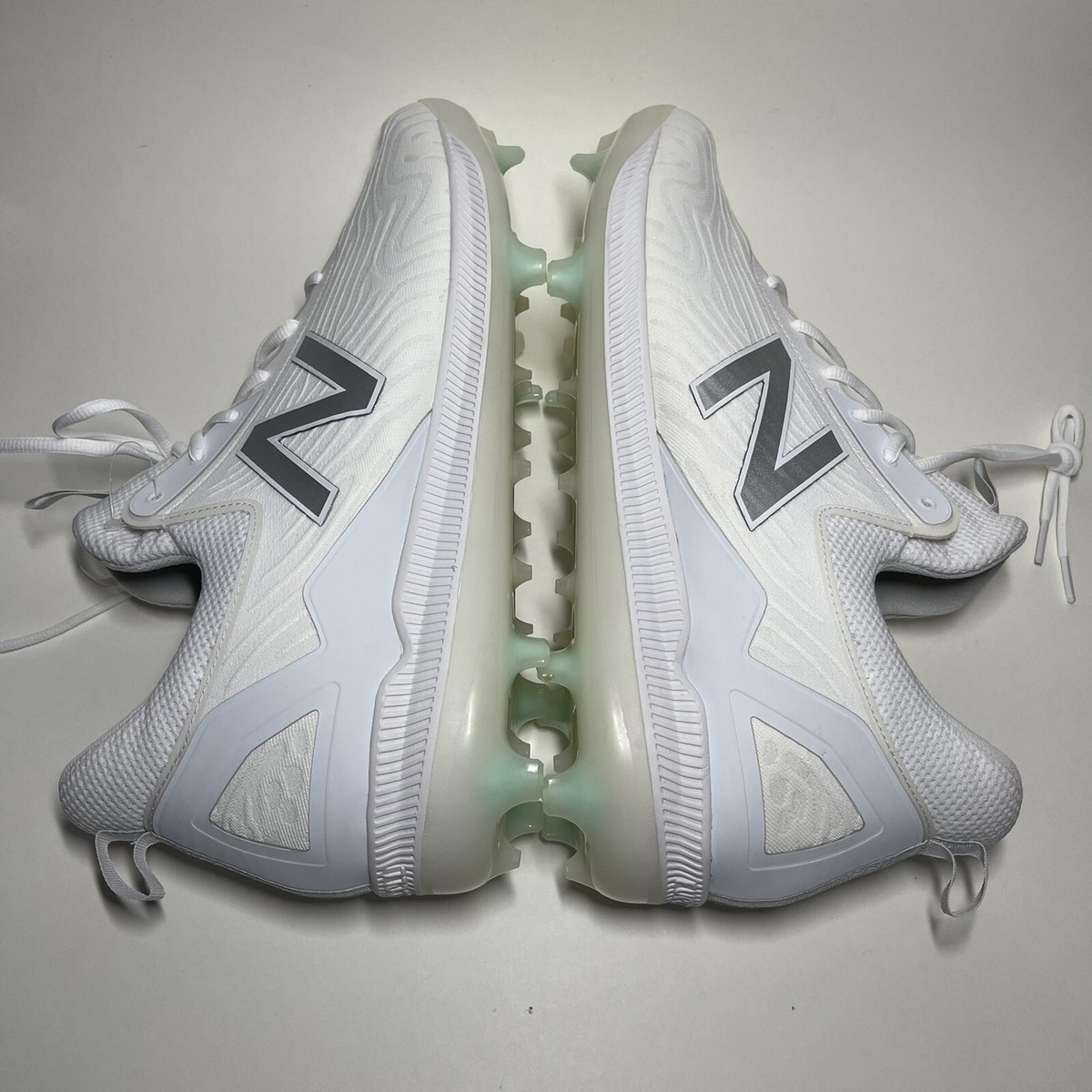 new balance men's compv2 low molded baseball cleats
