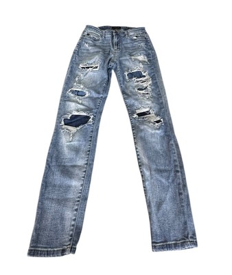 Judy Blue Jeans Womens 11/30 Slim Fit Distressed Blue Denim Style# JB82137MD