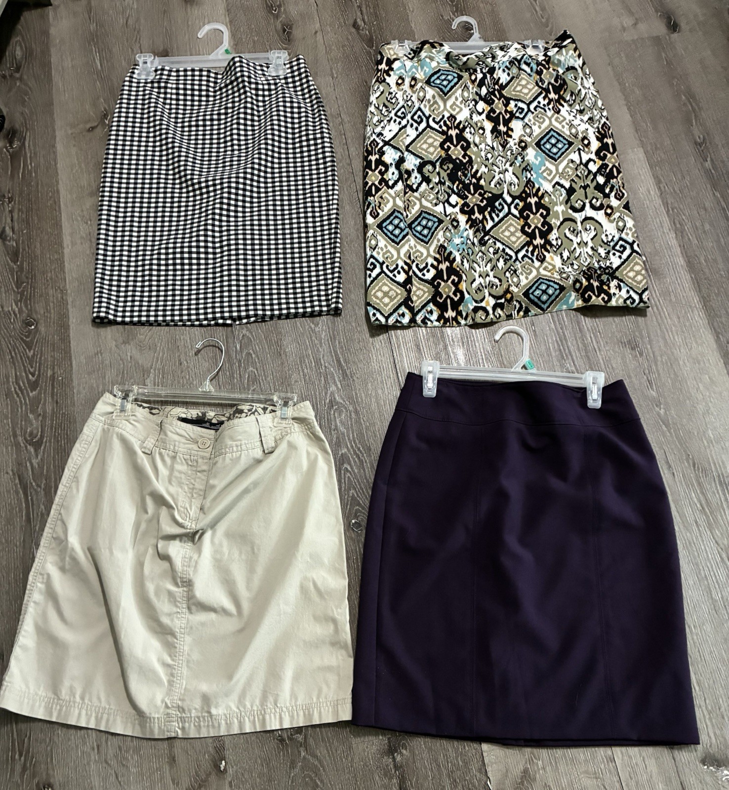 Women’s Skirt Lot Of 4 Size 8 Worthington, CAO, Willie Smith, Van Heiden