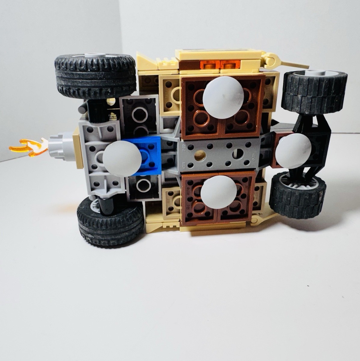 LEGO The Dark Knight Trilogy: The Bat vs. Bane: Tumbler Chase