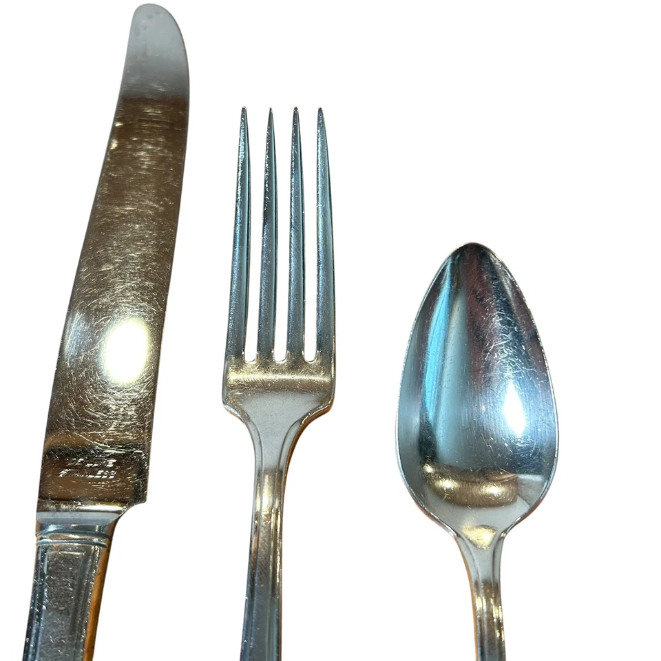 Oneida Community Plate DEAUVILLE Art Deco Silverware Flatware Set 30 Pcs - Image 4 of 4