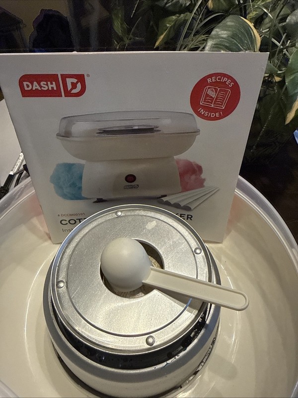 Dash Cotton Candy Maker W Accessories New Open Box