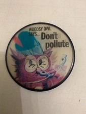 Vintage Vari-Vue Woodsy Owl Give A Hoot Don't Pollute Lenticular Pinback Button