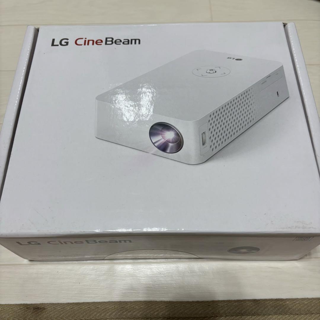 LG Cine beam PH30JG
