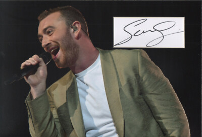 SAM SMITH signiertes 12x8 Foto Display WRITING'S ON THE WALL COA