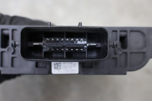2024-2025 Kia EV9 OEM Headlight LED Control Modules Computer Right Passenger - Picture 4 of 12
