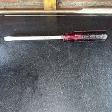 Millers Falls No 852 Flat Slotted 8โ Screwdriver Red Handle Vintage Made In USA
