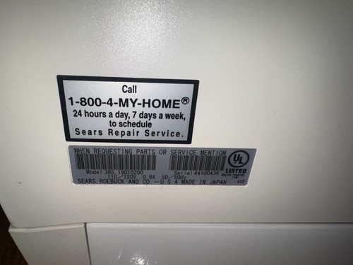 KENMORE ELITE ERGO3 SEWING AND EMBORIDERY MACHINE With Accessories - Picture 9 of 9