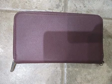 Thirty One Slim Wallet Vegan Pebbled Leather Gently Used Maroon Garnet
