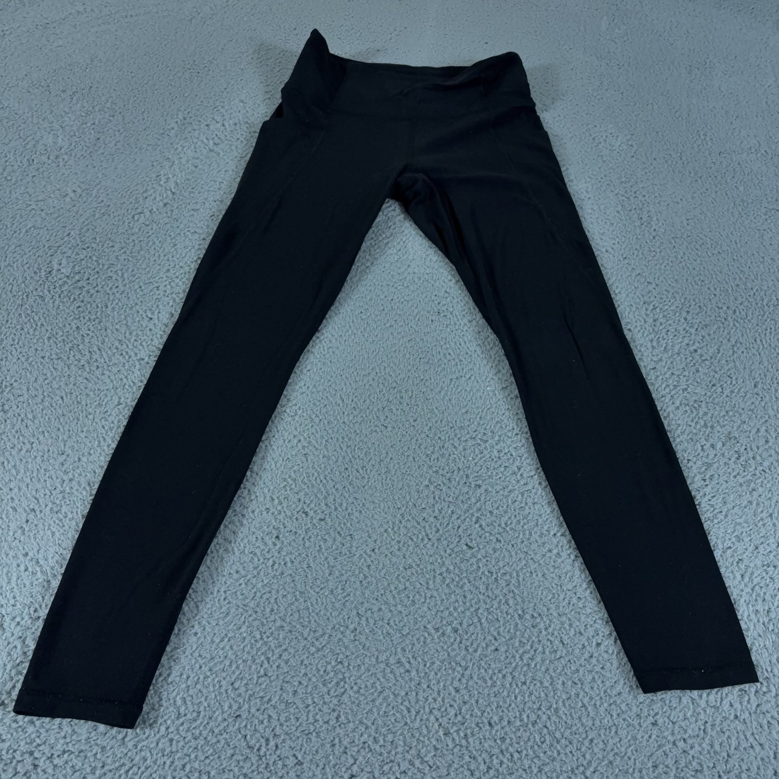 Athleta Salutation Stash Pocket 7/8 Tight Womens Medium Black Yoga Leggings