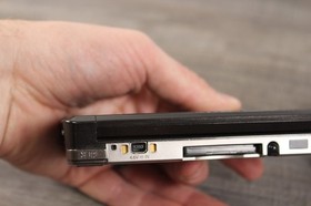 Nintendo 3DS Black Handheld Console CTR-001 3D Audio Headphone jack Good Shape