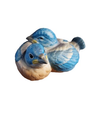 Vintage Andrea by Sadek Loveling Bluebirds Figurine 2''x2.5'' Cuddling 8878B  1992