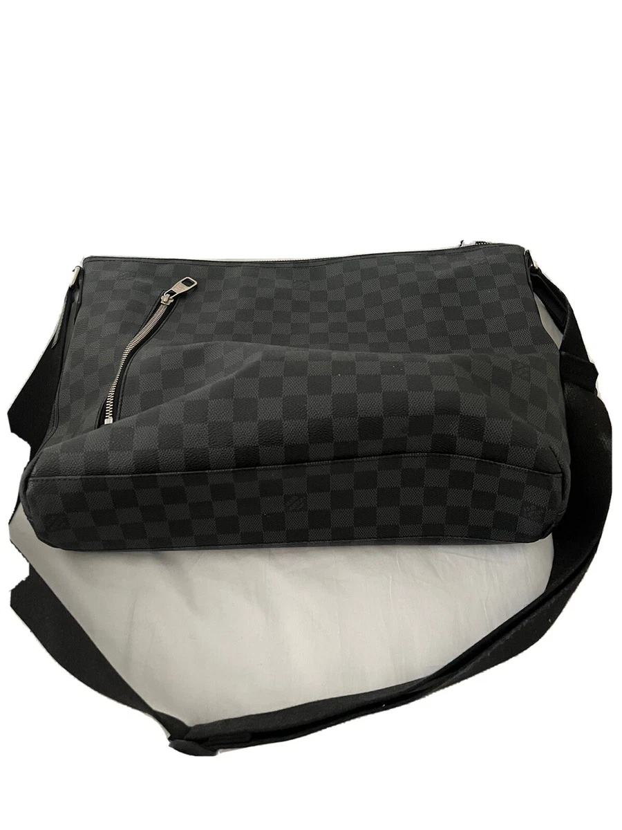 men's lv shoulder bag