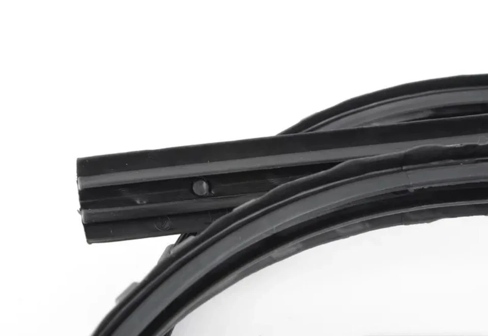 GENUINE AUDI A4 A6 RAILING CARRIER ROOF RACK RUBBER STRIP FLUTED 4G9071633A NEW - Image 2 of 4