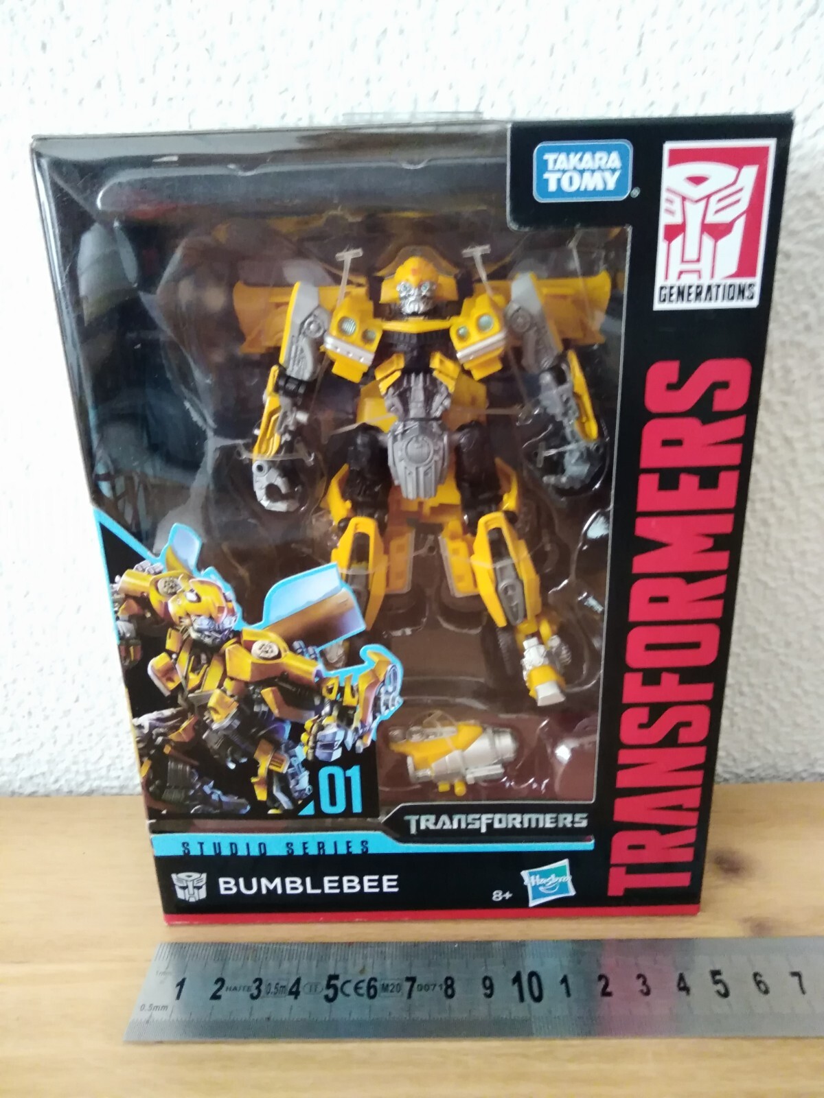 Transformers Studio Series 01 Bumblebee articulé avec décor amovible - 4