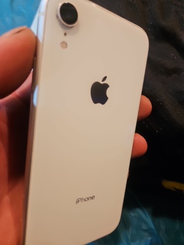 Apple iPhone XR A1984 White - Disabled For Parts - Afbeelding 8 van 11