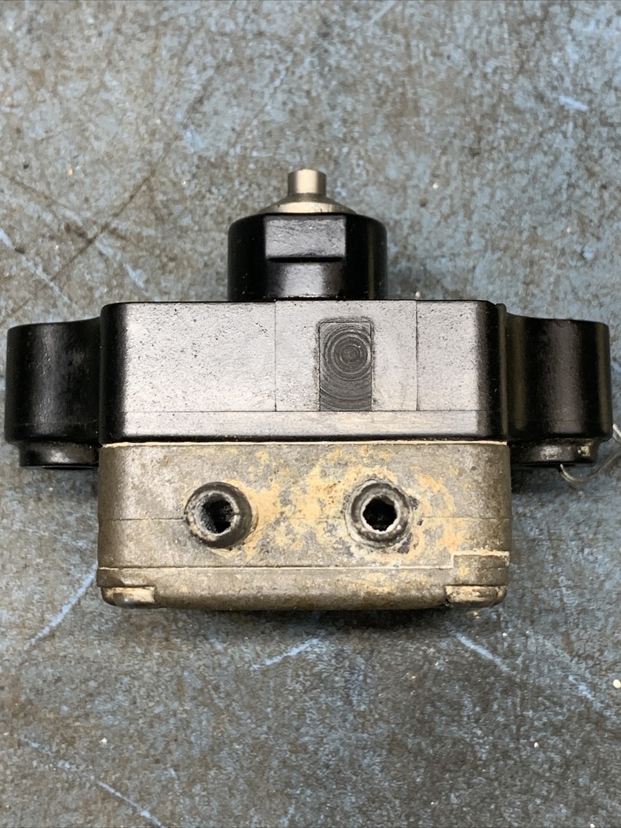 OS6374 MERCURY MARINE FUEL PUMP ASSY 835389T 1, *READ NOTES 