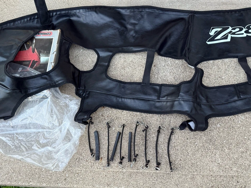 Vintage Covercraft 1979-1981 Chevy Camaro Z28 Car Mask NOS Front End Cover - Image 4 of 4