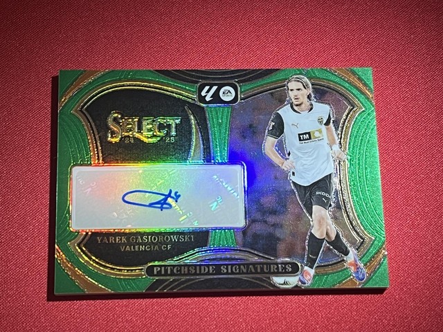 2024-25 Select La Liga Yarek Gasiorowski PS-YG Pitchside Sigs Auto Green /5