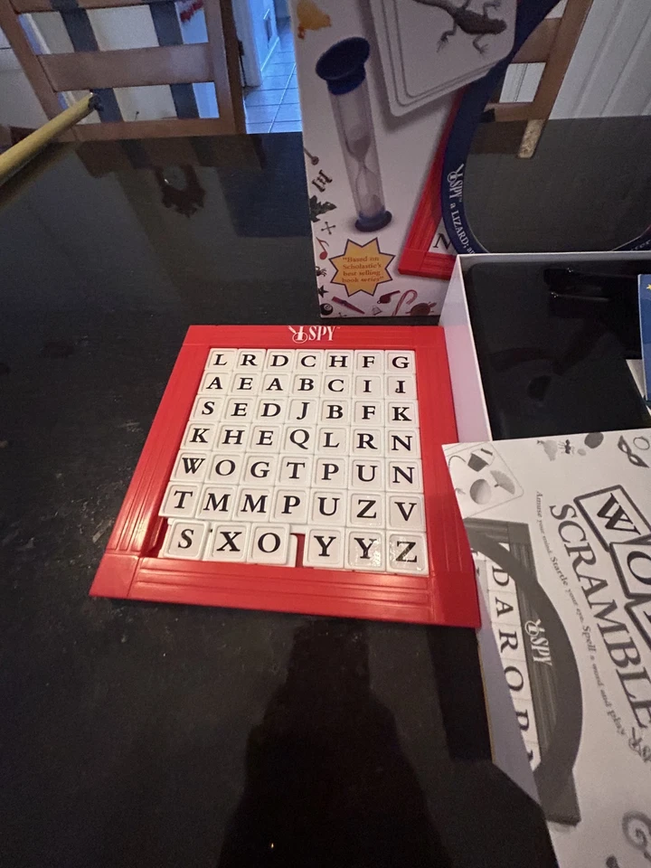 I Spy Word Scramble Board Game Complete 2005 Briarpatch Ages 7+ Family Game - Image 3 of 4