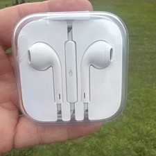 Original OEM Apple iPhone EarPods Wired 3.5mm Headset Earbud Headphones