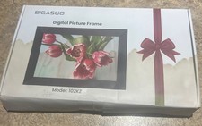 Bigasuo Touch Screen Digital Picture Frame Model 102 KZ. Damaged Box