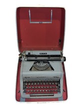 Vintage 1950 Royal Quiet De Luxe Portable Typewriter UNTESTED  FOR PARTS/REPAIR thumbnail