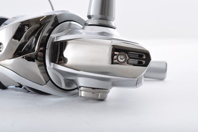 Shimano 18 Stradic 4000XG Near Mint Fishing Spinning Reel from