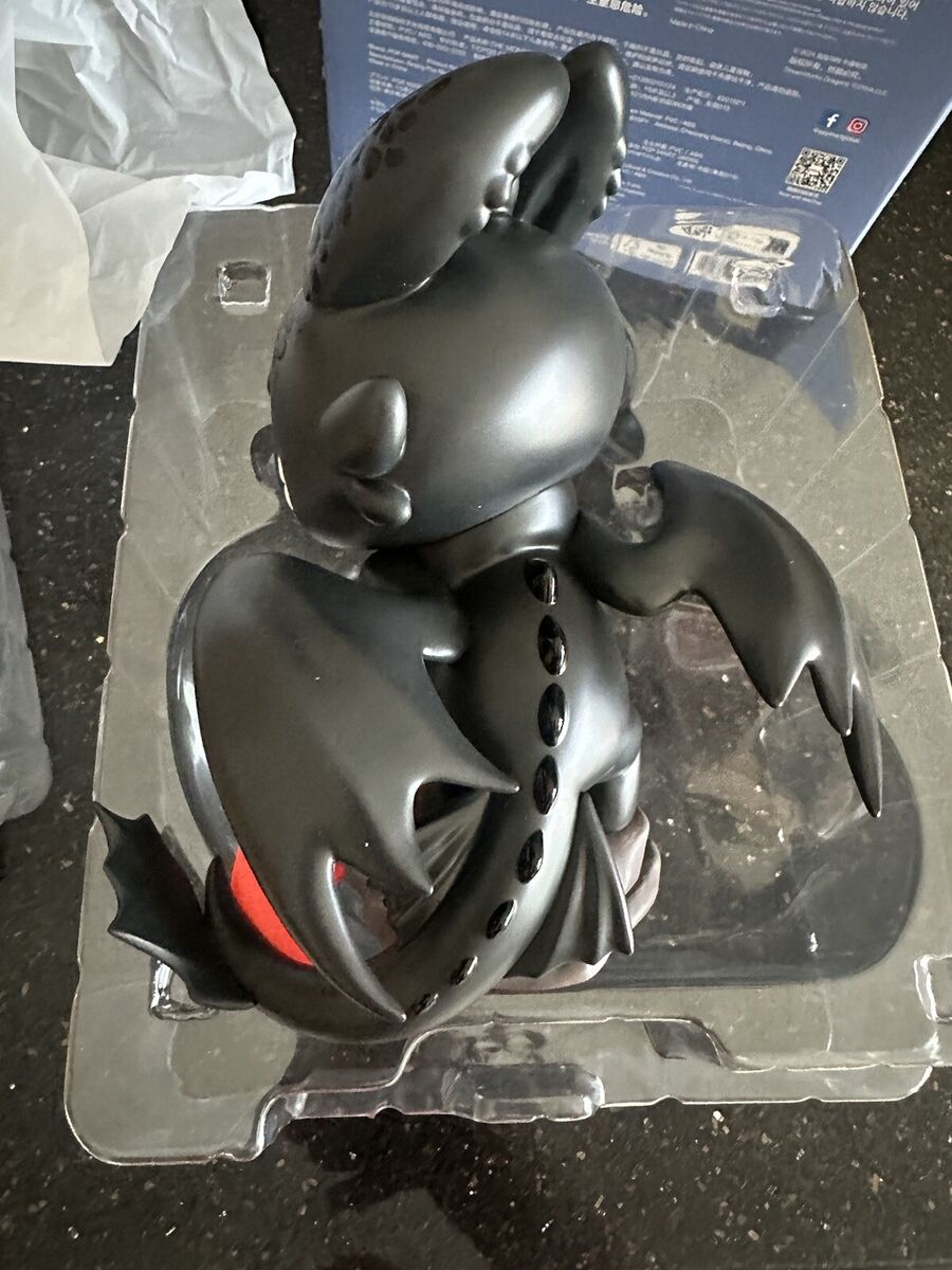 POPMART THE MONSTERS How To Train Your Dragon LABUBU Blind POPMART THE MONSTERS How To Train Your Dragon LABUBU Blind