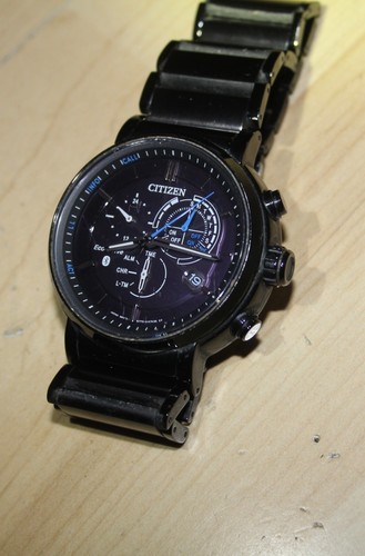 Citizen Eco-Drive W770MV Bluetooth Tag Datum Titan Schwarz Rund Quarz Herren Uhr - Bild 2 von 9
