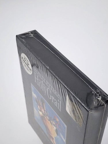 Monty Python and the Holy Grail (1974)(DVD 2003 2-Disc Set, Collectors Edition) - Picture 3 of 4