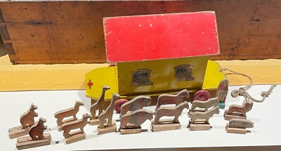 Vintage Chad Valley Wooden Noah's Ark With 14 Animals And Noah