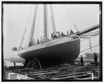 Photo:Mayflower Ship Under Construction 1886 Dockyard Workers