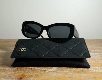 CHANEL CH5493A C.888/T8 Designer Sunglasses | Black Frame | Black & Grey Lenses Chanel Polarized Grey Cat Eye Ladies Sunglasses CH5493 C888  main image 3