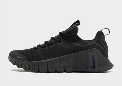 Authentische Nike Free Metcon 6  (Herrengrößen: UK 8, 8,5, 9, 9,5 & 11) alle schwarz