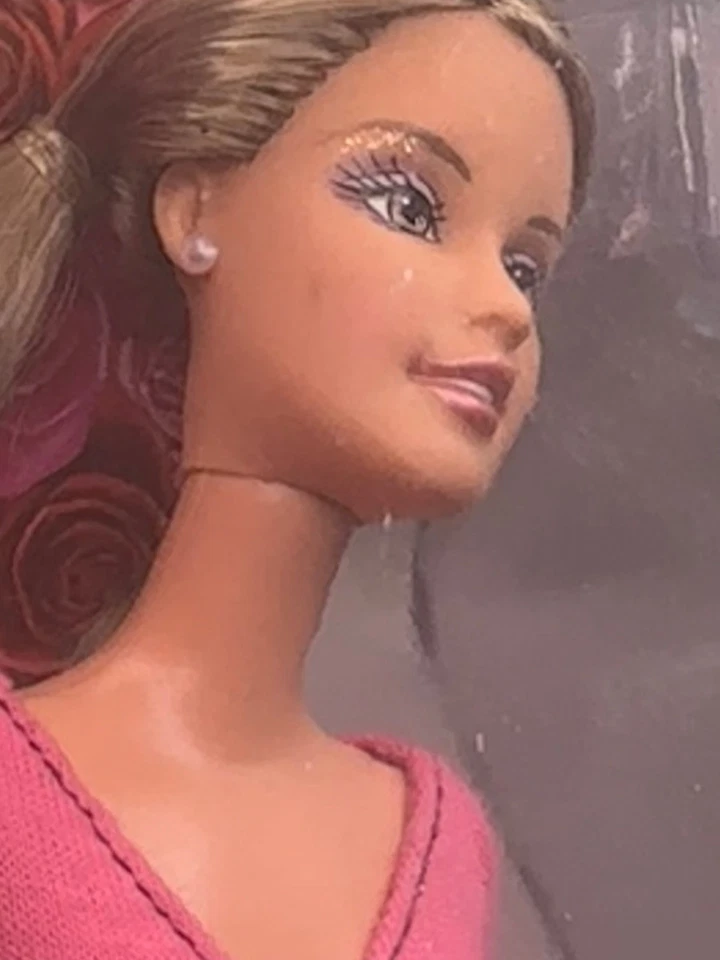 Barbie Mattel 2006 "Vestidor Fashion Fever" #J0669 *Sin usar, en caja original* Foto 3 de 4