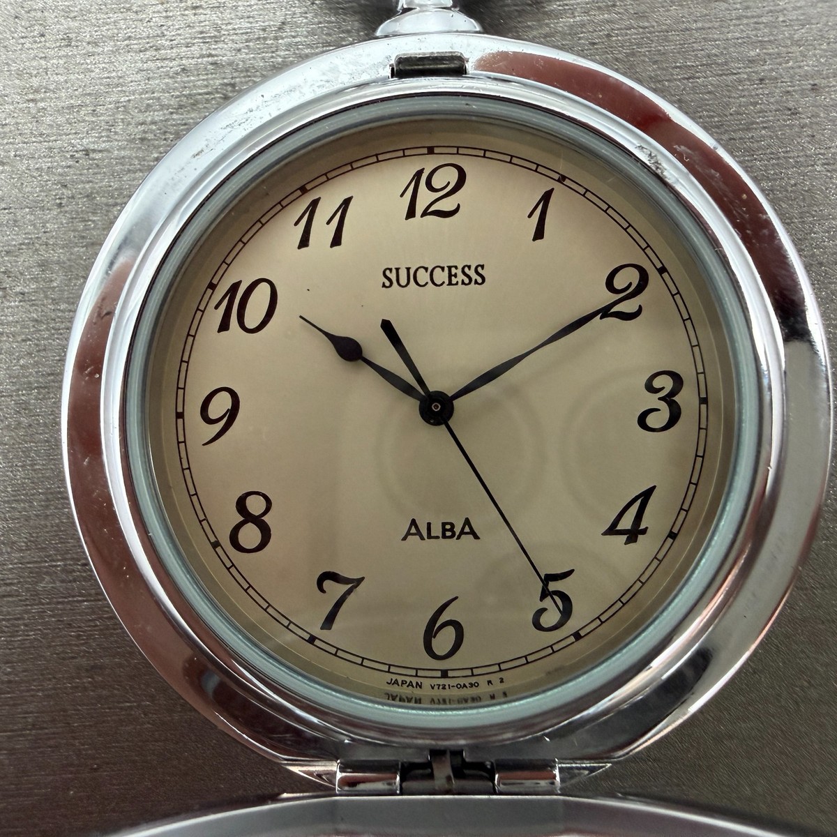 Seiko ALBA Pocket Watch Men 36mm Champagne Dial Silver Tone V721