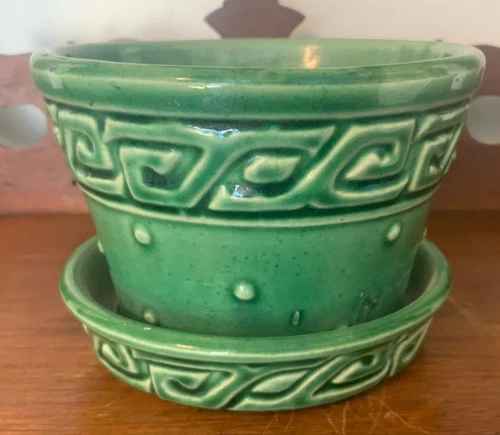 MCCOY POTTERY GREEN GREEK KEY HOBNAIL PLANTER W/ATTACHED SAUCER 3" TALL VINTAGE