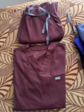 Figs Burgundy Men  s FormX Slim Logan Pierre XS Short Set